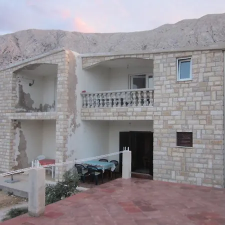 Apartments Radnic Pag Town Room photo
