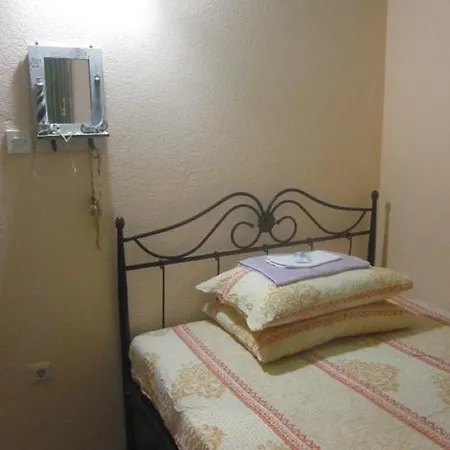 Apartments Radnic Pag Town Room photo